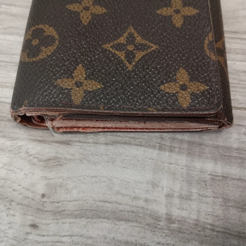 Authentic Louis Vuitton Monogram Porte-Monnaie Tresor Wallet